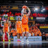 1. Basketball Bundesliga, easyCredit BBL, Saison 2023/2024, Herren, Playoffs, Viertelfinale, Spiel 4, 23.05.2024, RASTA Vechta -  NINERS Chemnitz