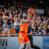 1. Basketball Bundesliga, easyCredit BBL, Saison 2025/2026, Herren, Hauptrunde, 7. Spieltag, 09.11.2025, RASTA Vechta - FC Bayern München Basketball