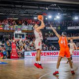 1. Basketball Bundesliga, easyCredit BBL, Saison 2025/2026, Herren, Hauptrunde, 7. Spieltag, 09.11.2025, RASTA Vechta - FC Bayern München Basketball