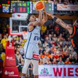 1. Basketball Bundesliga, easyCredit BBL, Saison 2025/2026, Herren, Pokal. Viertelfinale, 17.11.2025, RASTA Vechta - EWE Baskets Oldenburg