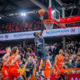 1. Basketball Bundesliga, easyCredit BBL, Saison 2025/2026, Herren, Hauptrunde, 9. Spieltag, 07.12.2025, RASTA Vechta - Veolia Hamburg Towers